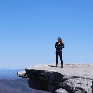 Meet your Posher, Kenzie